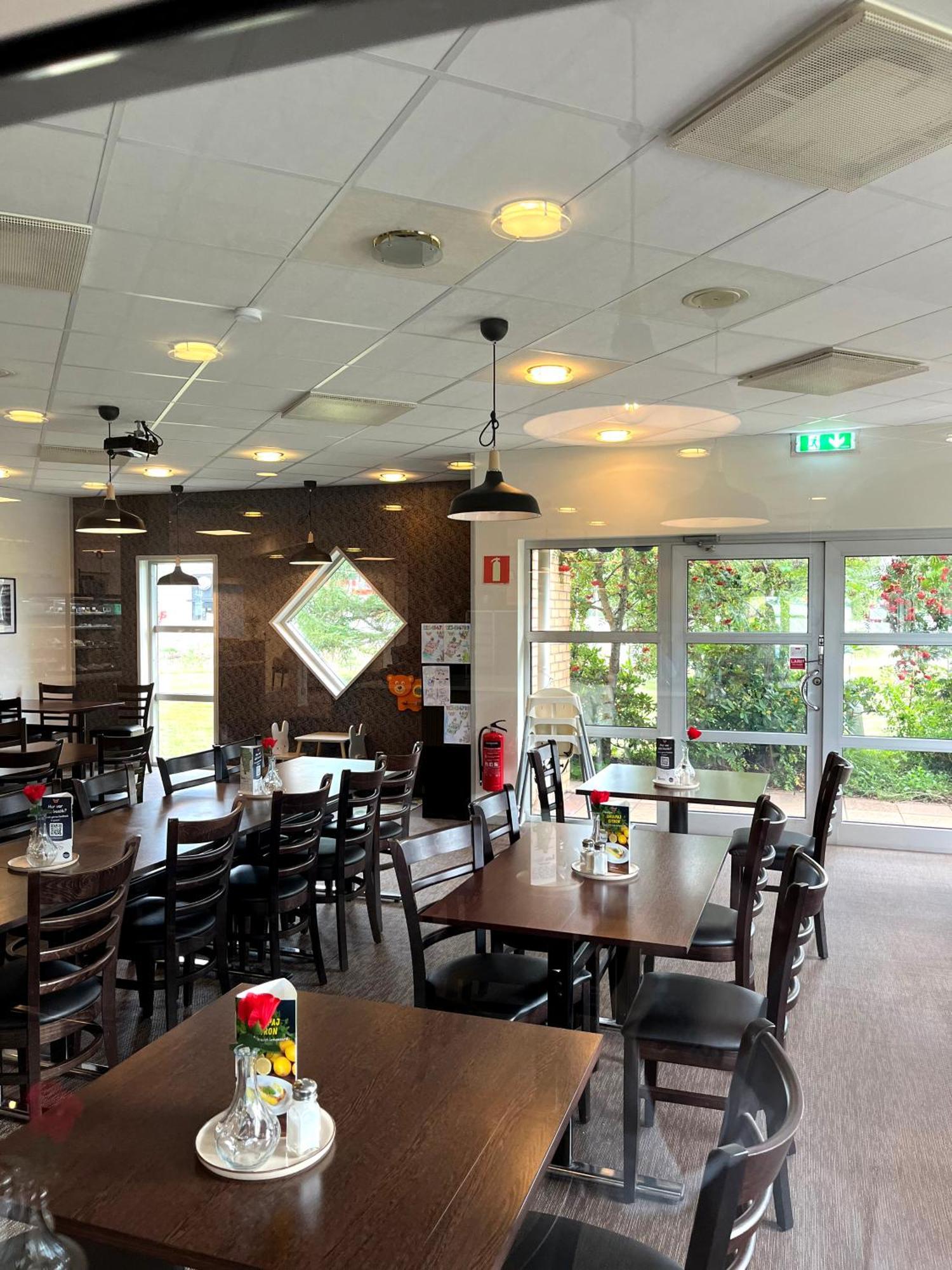 Rasta Eksjoe酒店 外观 照片